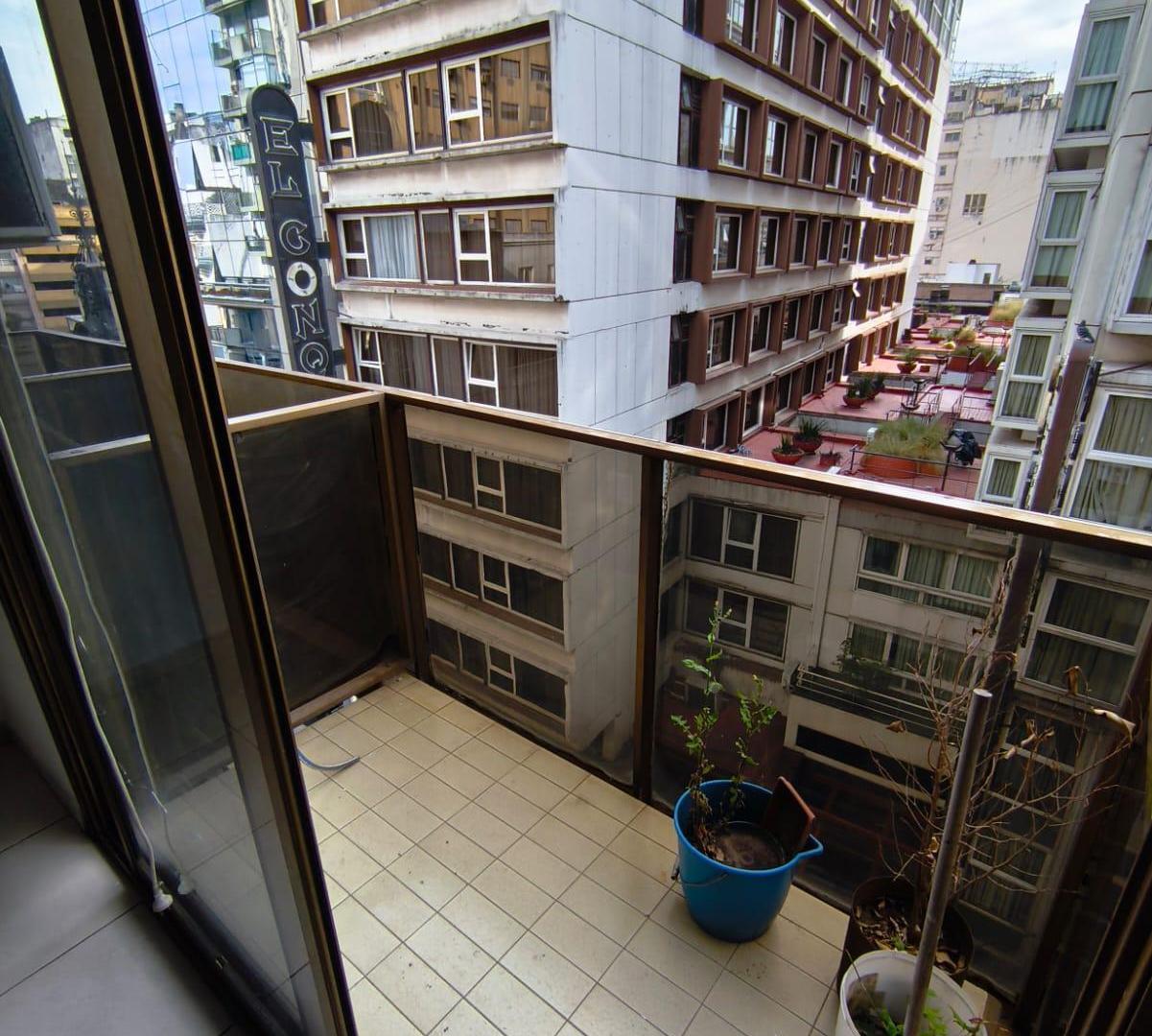 Foto de Monoambiente al frente con balcon, luminoso, excelente ubicación, imagen 1