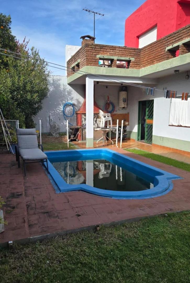 Foto de DEPARTAMENTO CON GALPON, imagen 5
