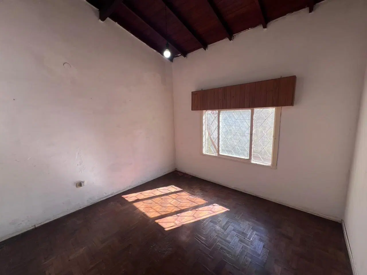 PH tipo Casa con cochera en alquiler, Lanús 1