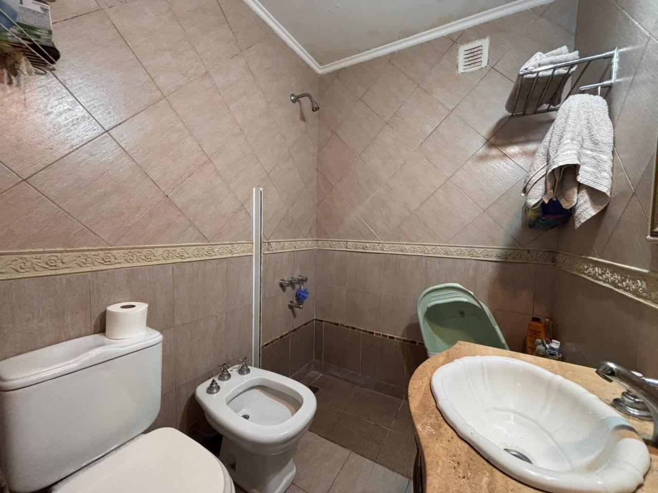 Foto de PH con 1 dormitorio en venta en Lanús Este, imagen 2