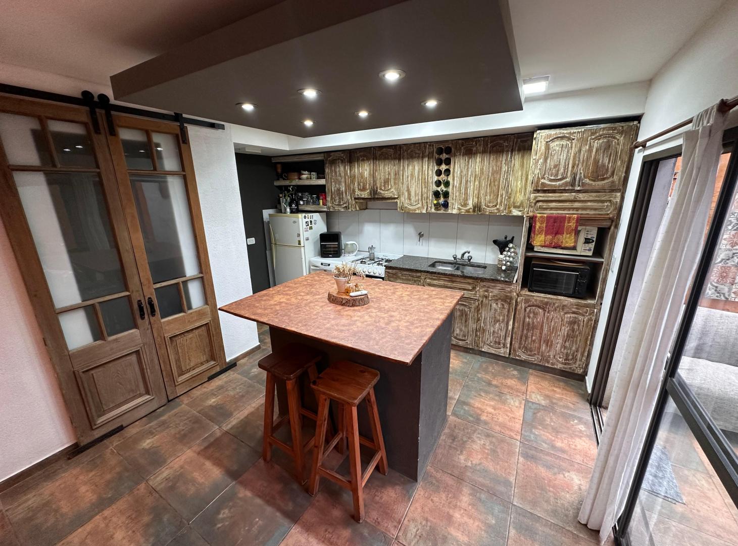 Foto de PH de 110 m² con 2 dormitorios en venta en Lanús Este, imagen 1