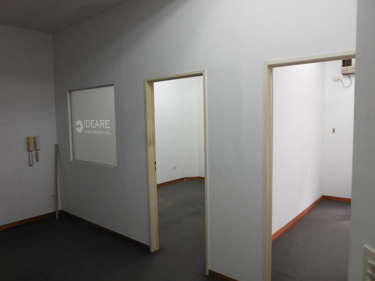 Foto de Oficina Venta-Centro-Sarmiento 800 -Roque Saenz Peña-Piso exclusivo, imagen 2