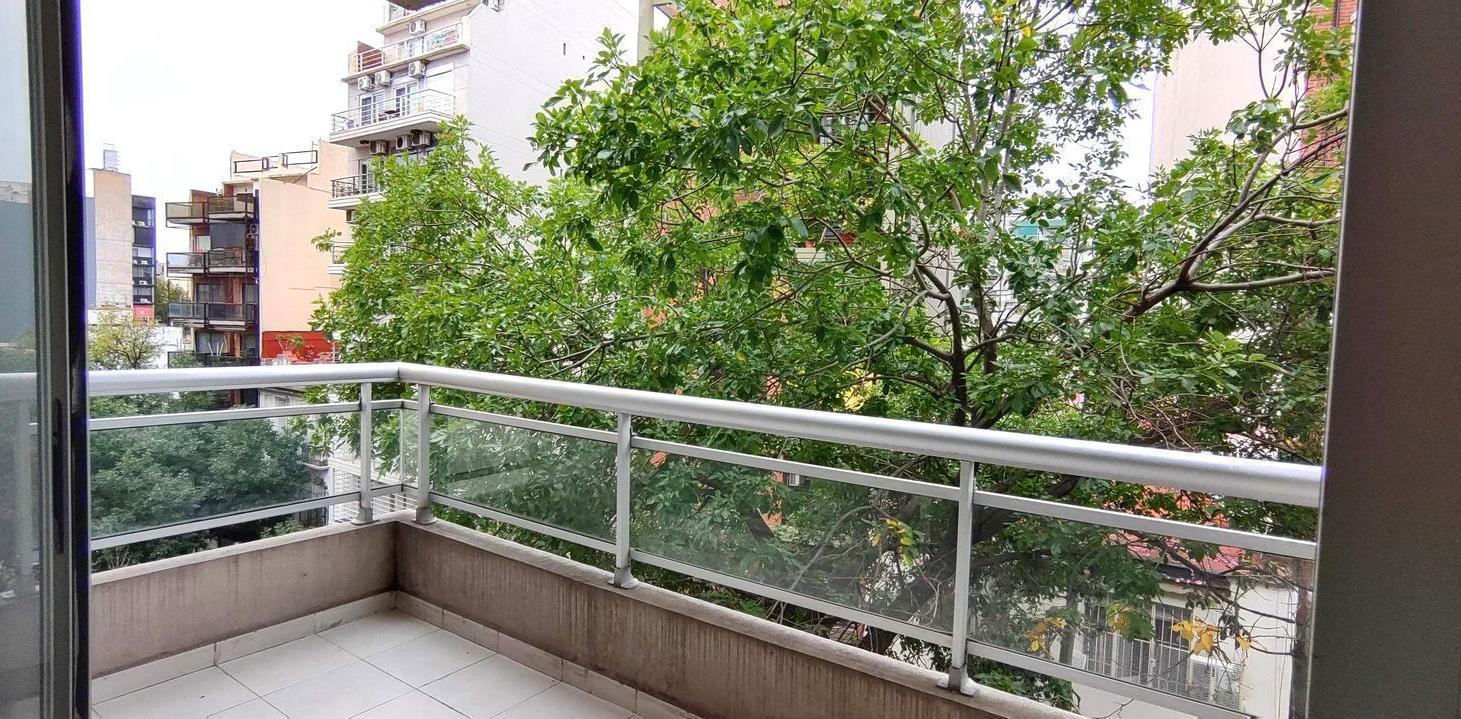 Alquiler monoambiente APTO PROFESIONAL en Recoleta con balcón y AMENITIES