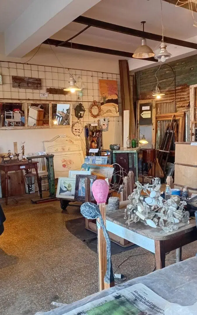LOCAL EN ALQUILER - LOMAS DE SAN ISIDRO - PROX AV SUCRE 4
