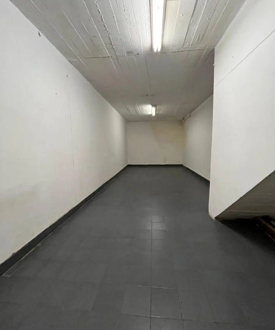 Local en VENTA - Martinez 5