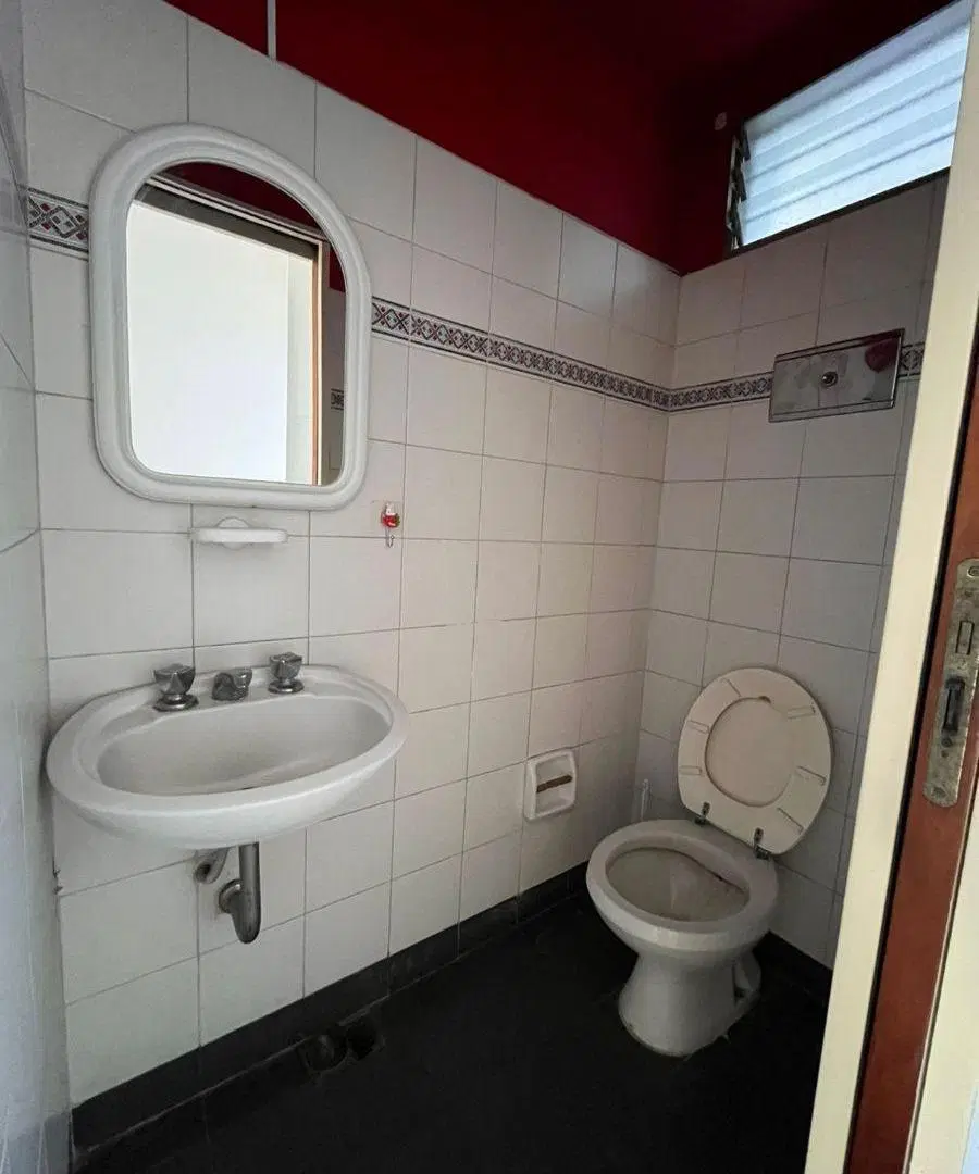 Local en VENTA - Martinez 2