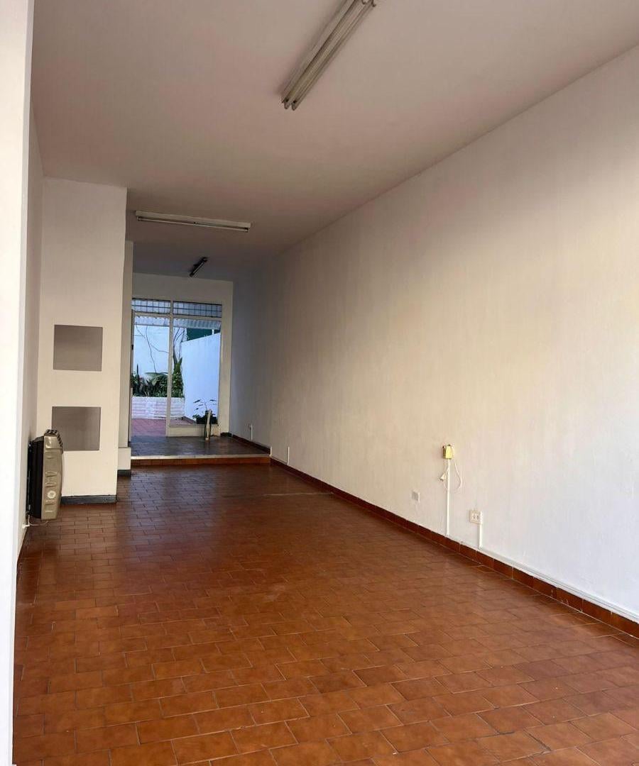 Local en VENTA - Martinez