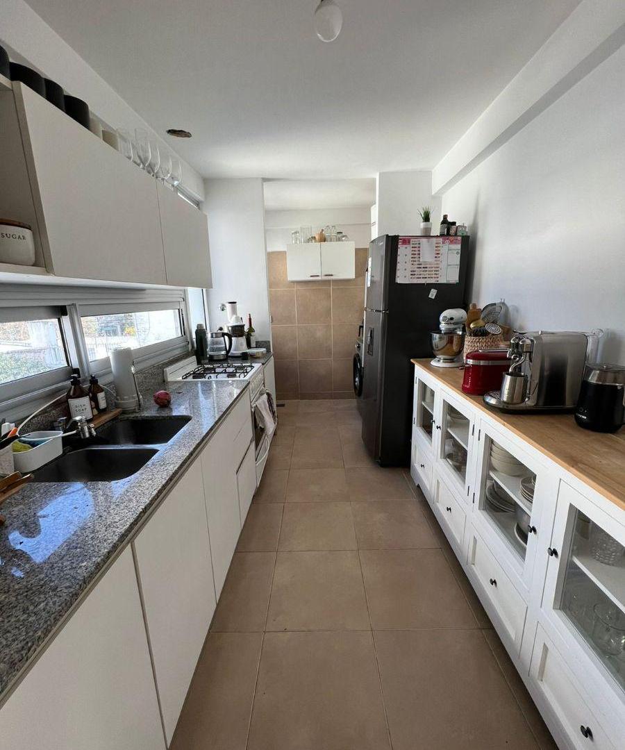 Foto de Lindisimo y amplio 3 ambientes en Alquiler - La Calabria, imagen 5