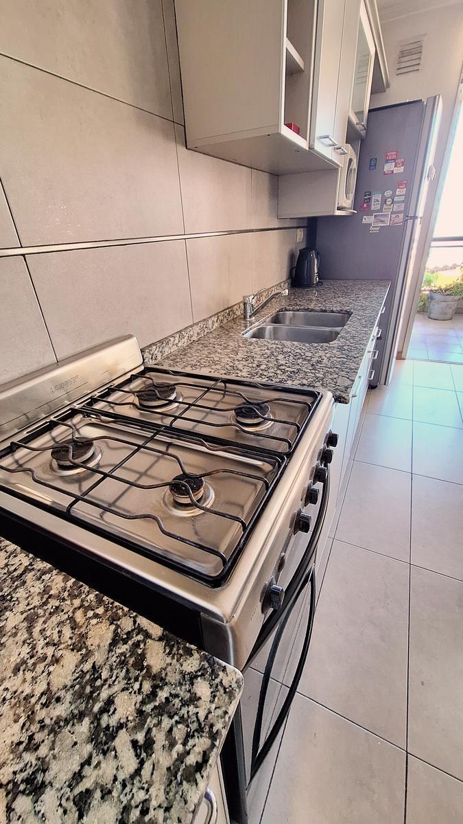 Venta Departamento 3 Dorm. Vista Al Rio - Centro Rio Rosario 2