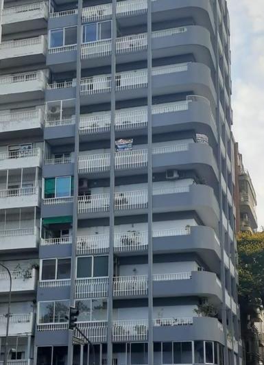 Departamento 4 dormitorios sobre Av. Pellegrini 1
