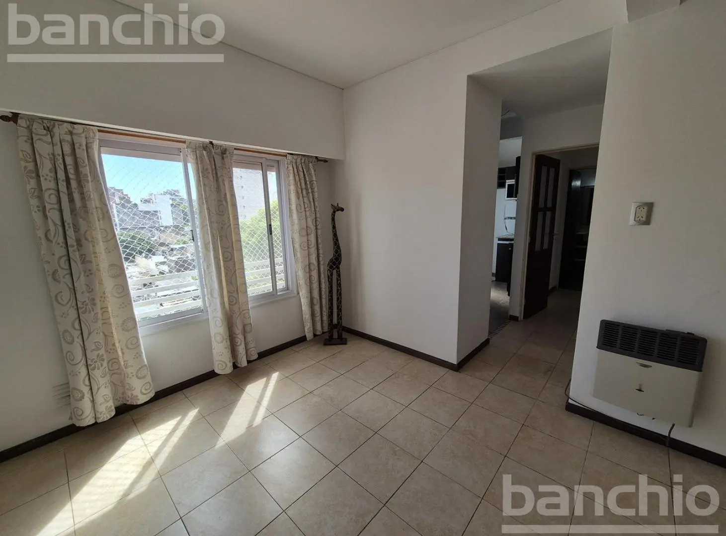 Departamento de 2 dormitorios en venta en barrio lourdes 4
