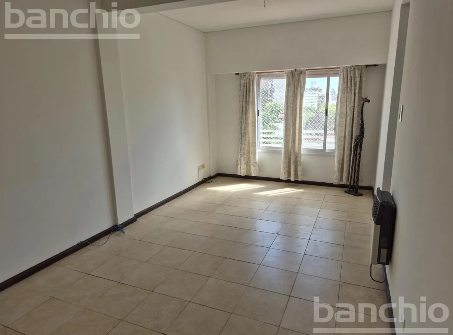 Departamento de 2 dormitorios en venta en barrio lourdes 5