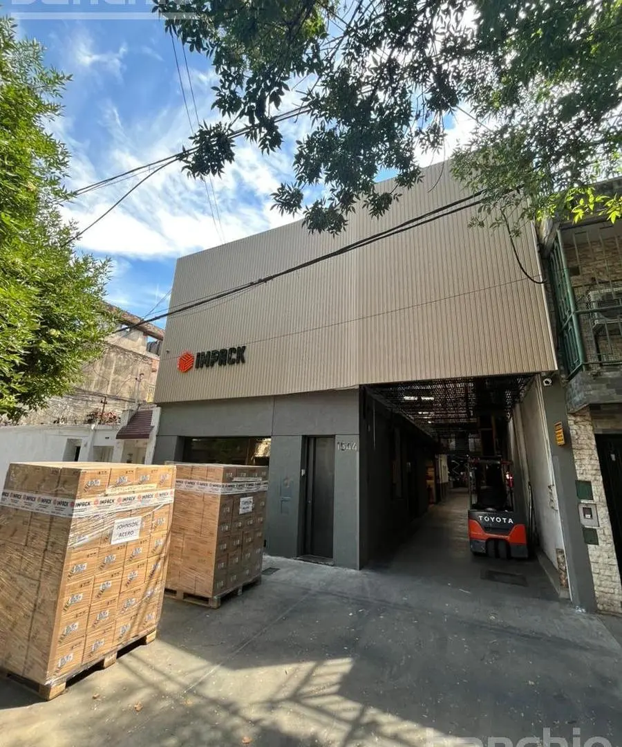 Venta Galpón en España y Hospitales 1