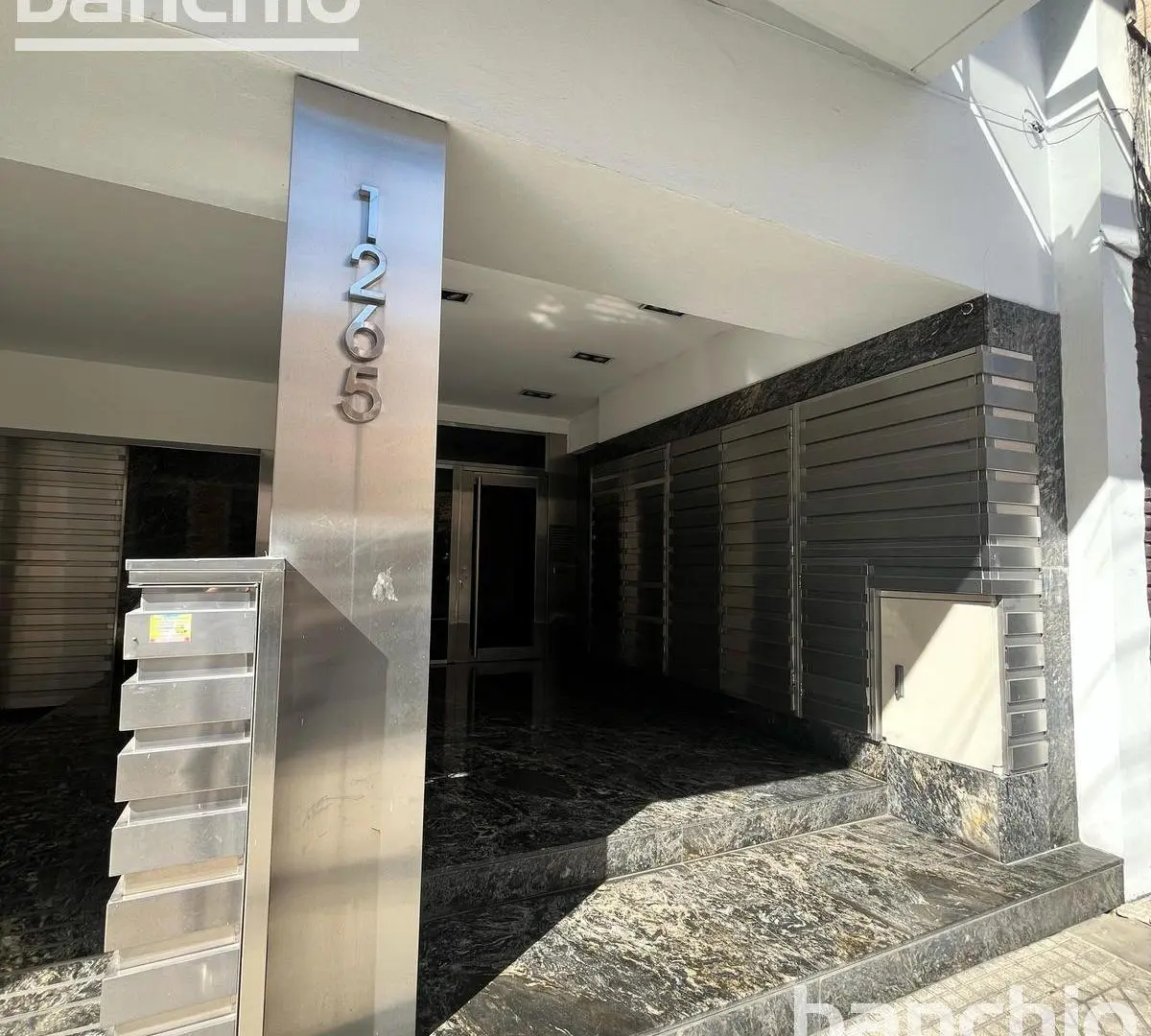 Venta Monoambiente - Zona Centro 5