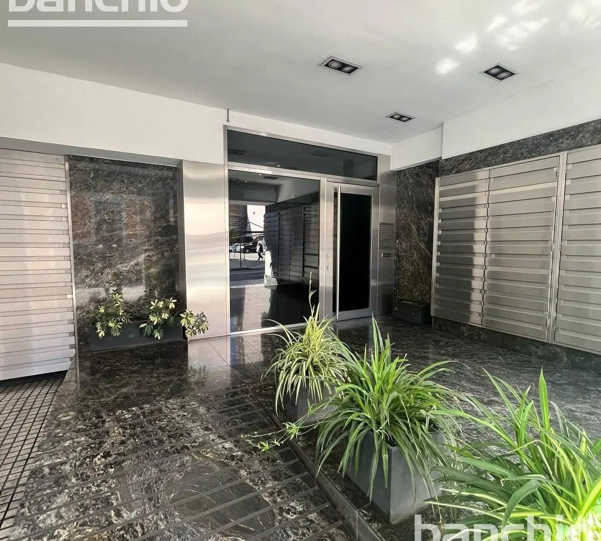 Venta Monoambiente - Zona Centro 4