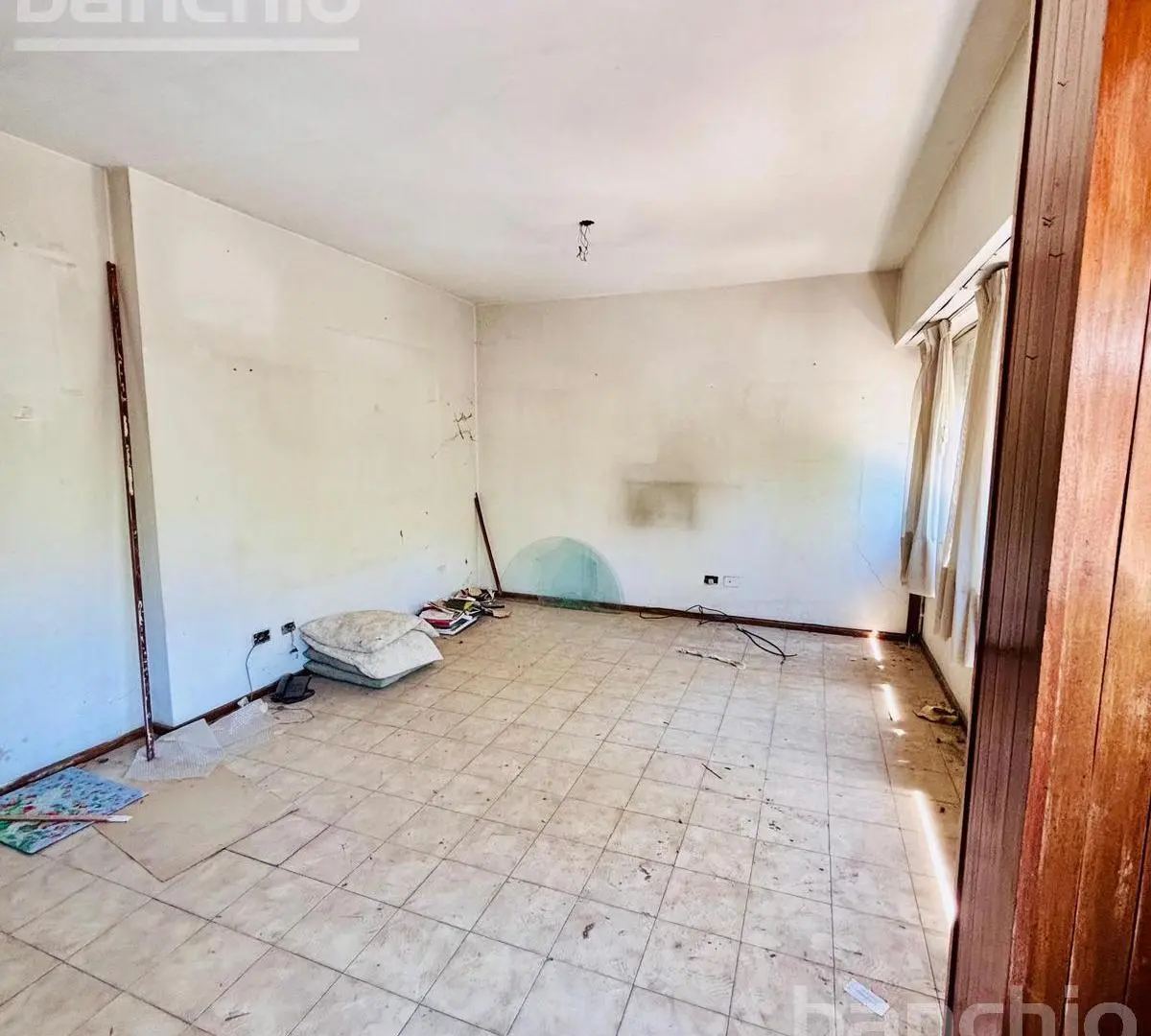 Venta Departamento a Reciclar 3 Dormitorios - Oroño 5