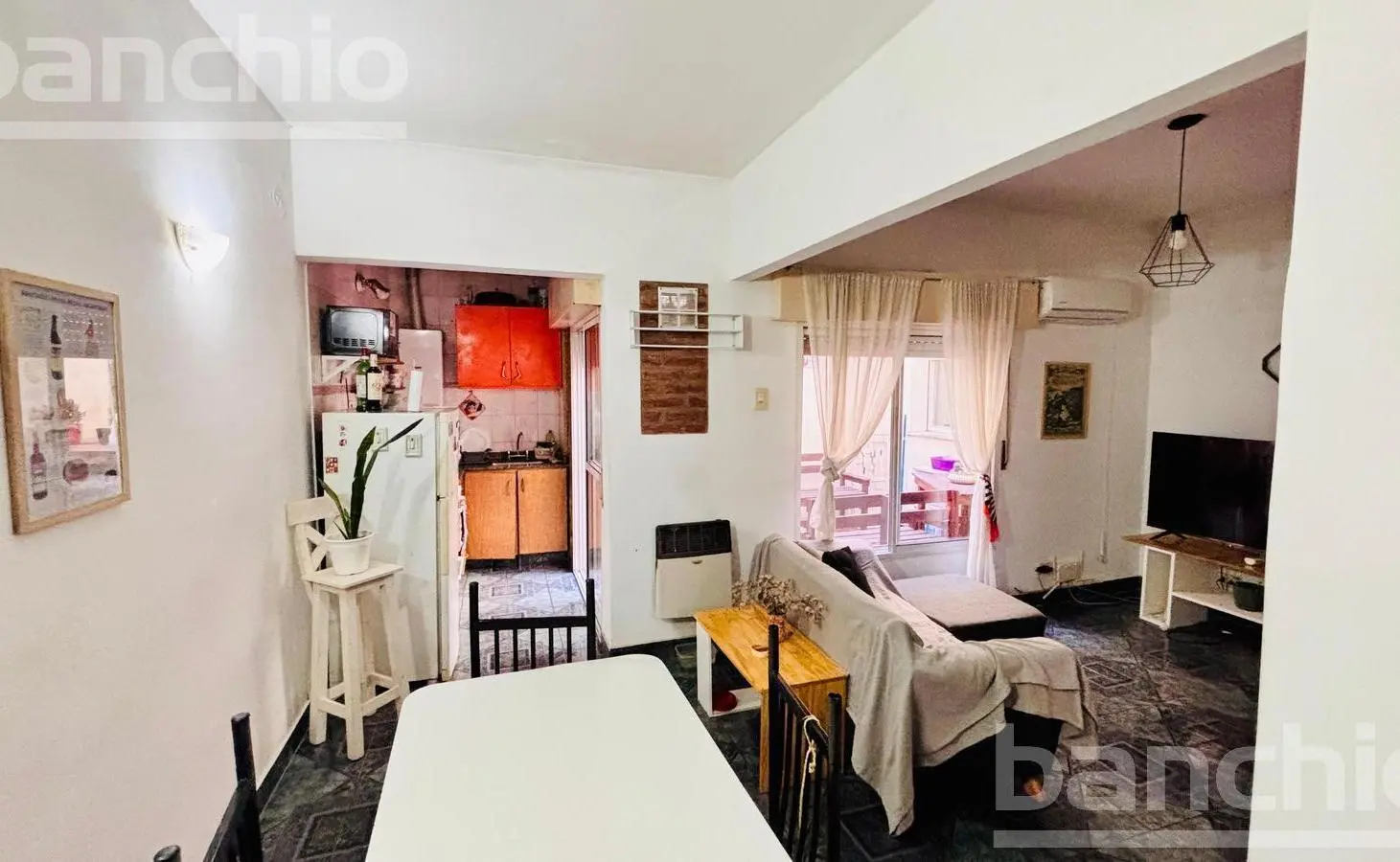 Venta Amplio PH 1 Dormitorio en Zona Centro 8