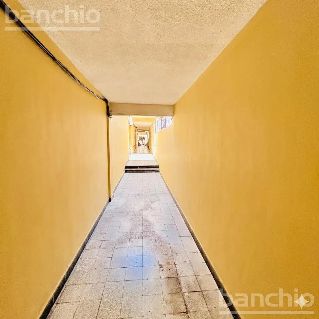 Venta Amplio PH 1 Dormitorio en Zona Centro 5