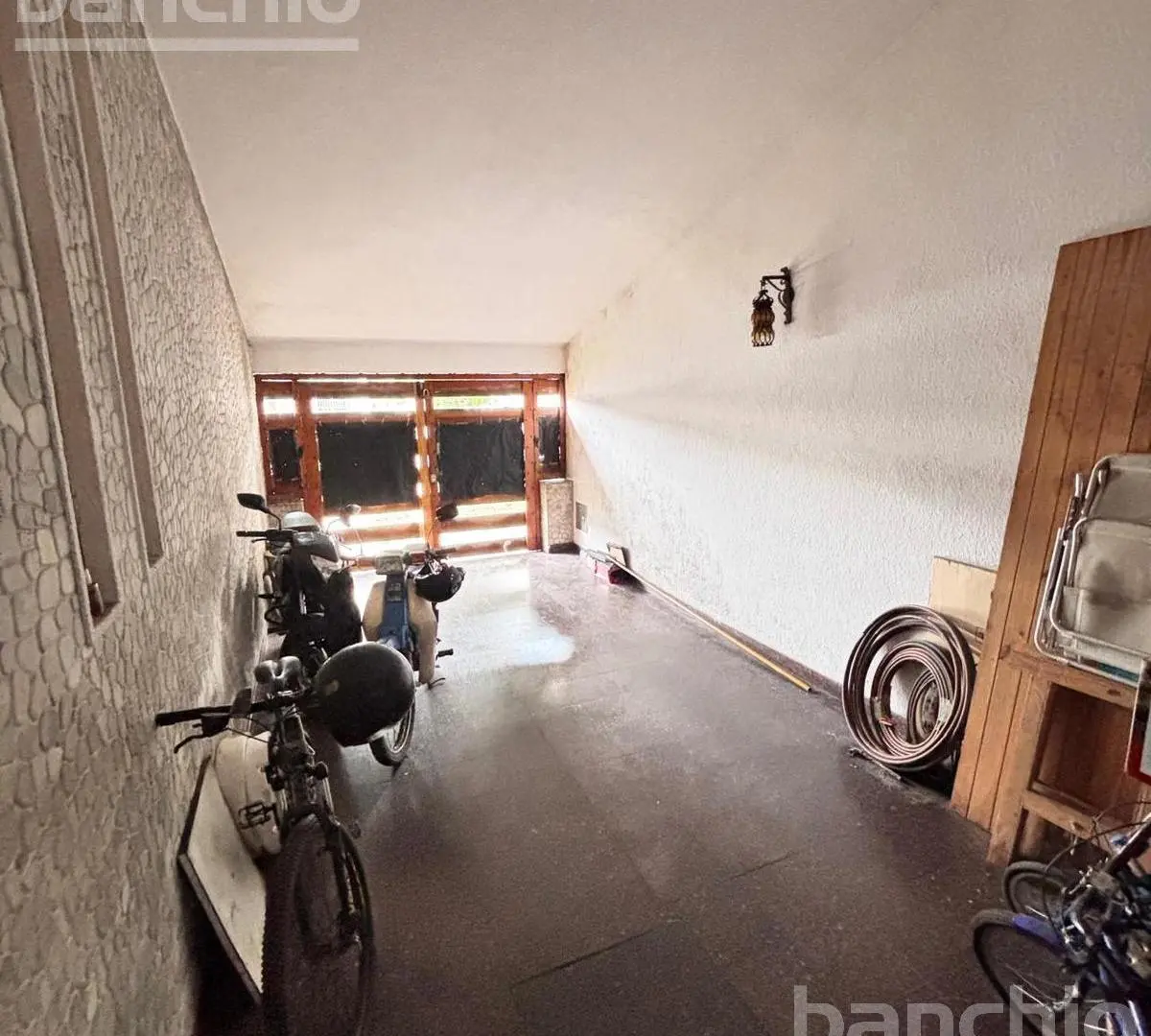 Venta Terreno Excepcional 400 mt2 en Abasto 5