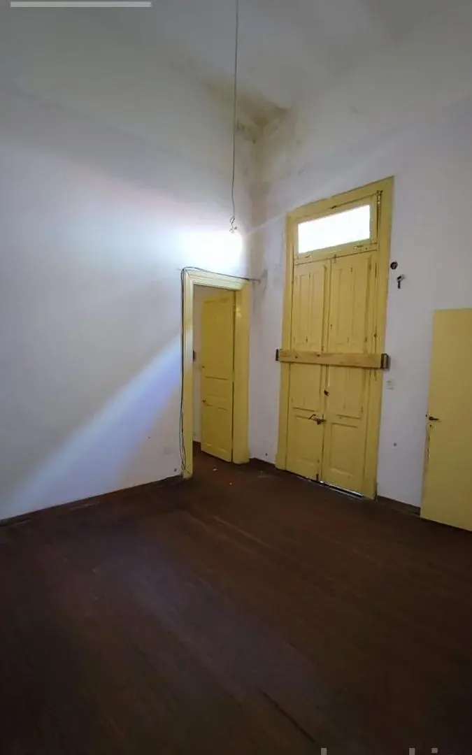 Departamento de pasillo - Abasto 5