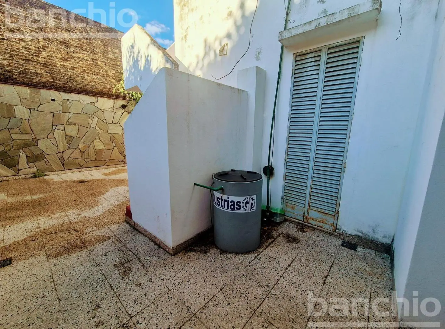 Venta Casa 3 Dormitorios  - Con Cochera 3