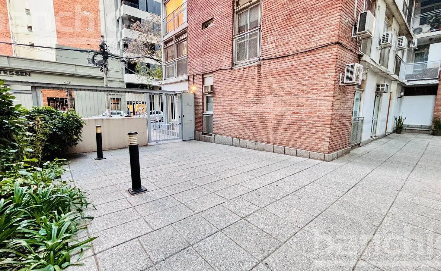 Venta Departamento 3 Dormitorios en Centro Rio 4