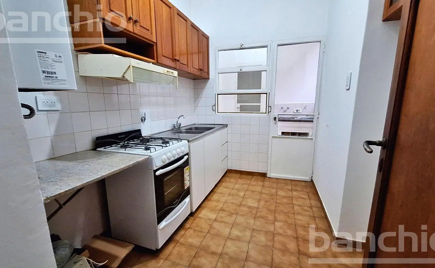 Departamento de pasillo en alquiler 2