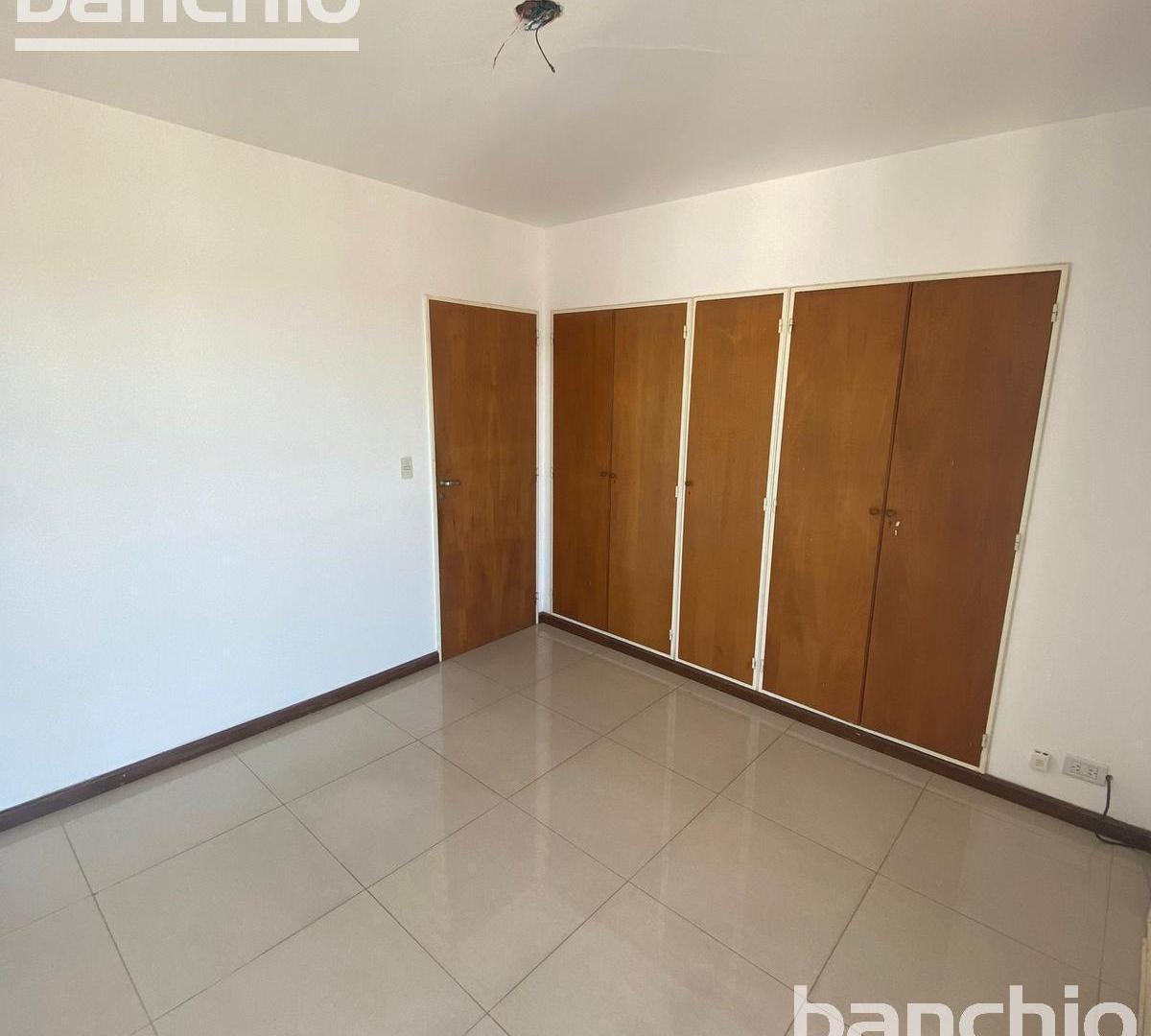 Foto de Venta Departamento Dos Dormitorios Zona Monumento, imagen 2