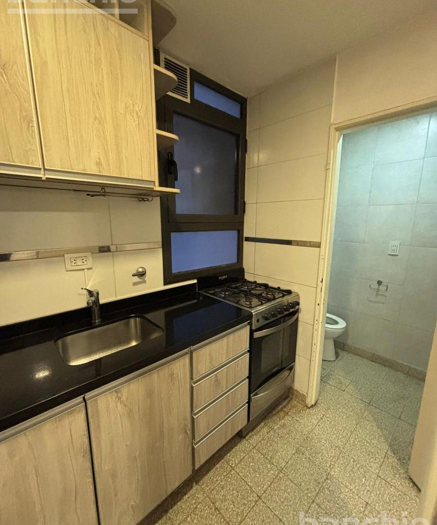 Foto de Departamento 2 dormitorios con cochera en Rosario, imagen 3