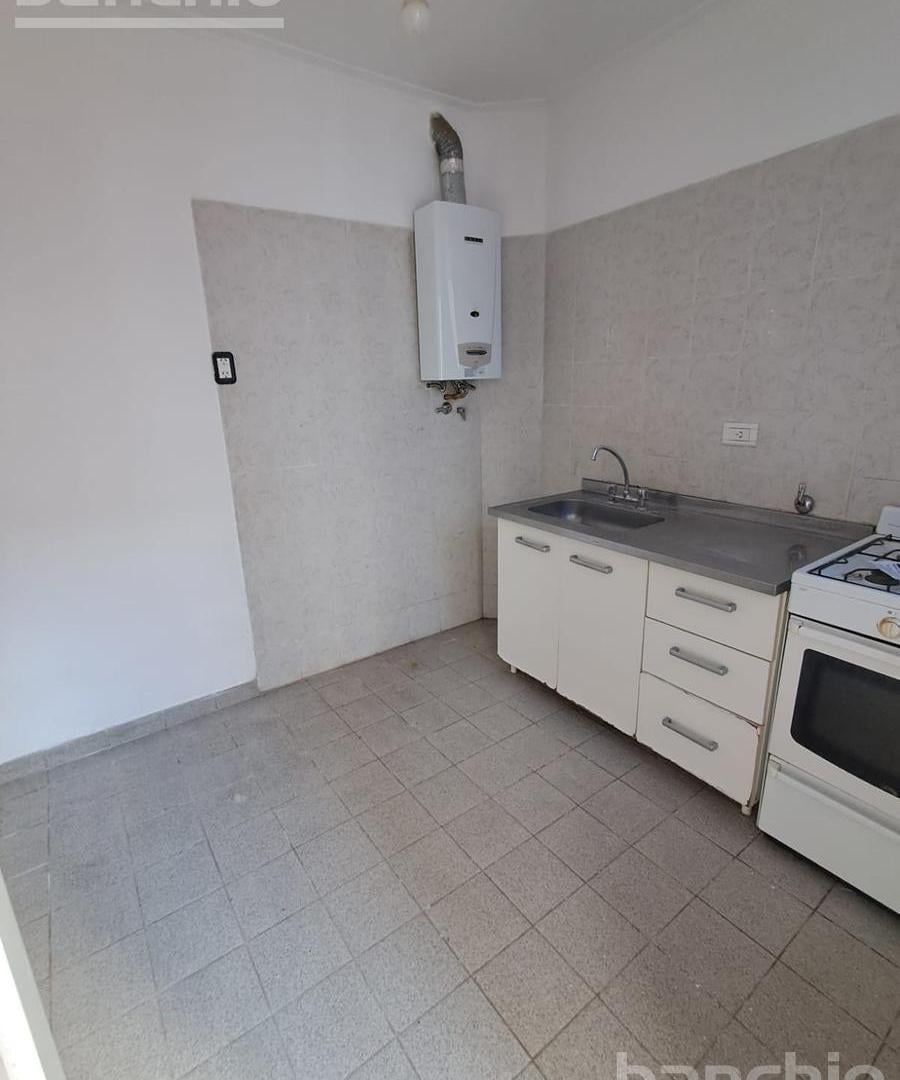 Foto de Departamento 1 dormitorio de pasillo en Rosario, imagen 4