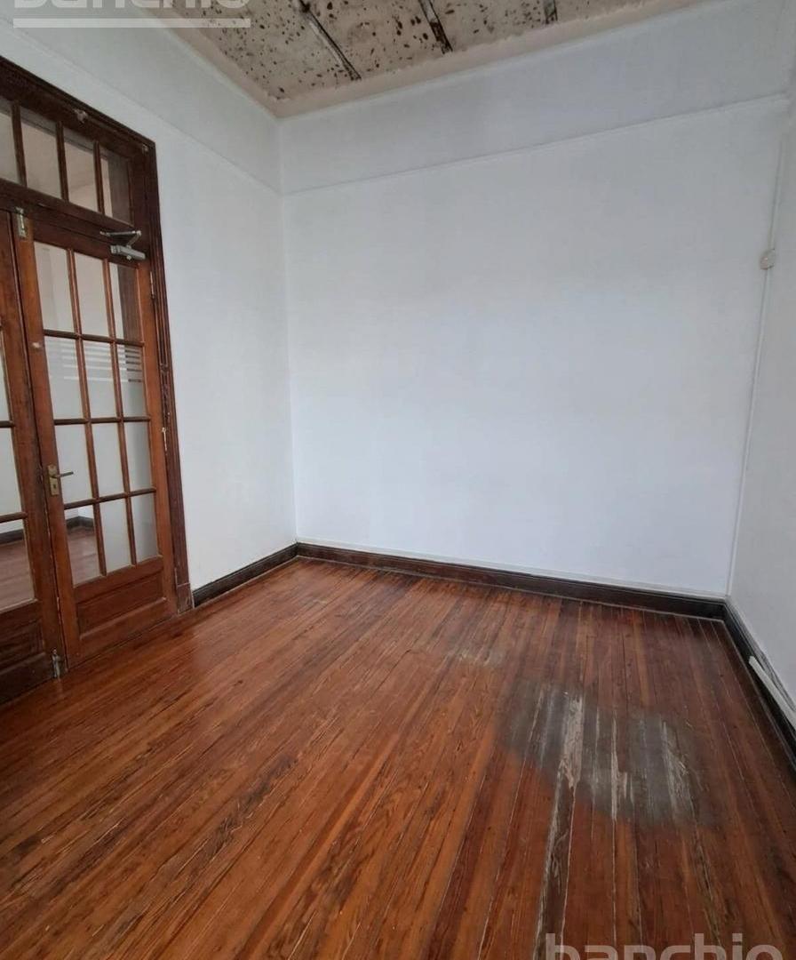 Foto de Casa comercial en planta alta en alquiler, imagen 5