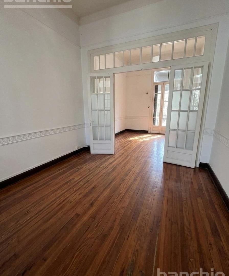 Foto de Casa comercial en planta alta en alquiler, imagen 1