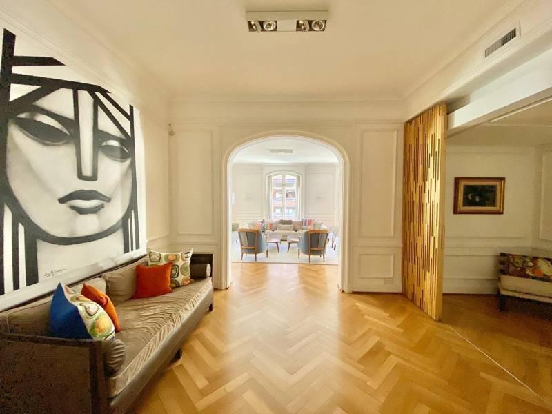 El Mejor Piso Francés de La Isla del Año 1931 por Su Estado y Calidad Solo Para Exigentes! 3