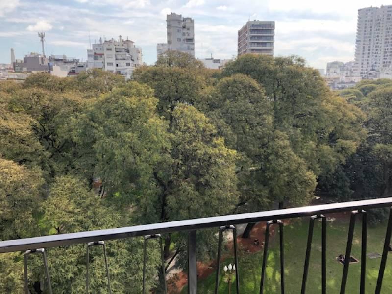 Como a Estrenar Equipado y Amoblado con Balcon Terraza y Cochera Sobre Plaza Vte Lopez 1