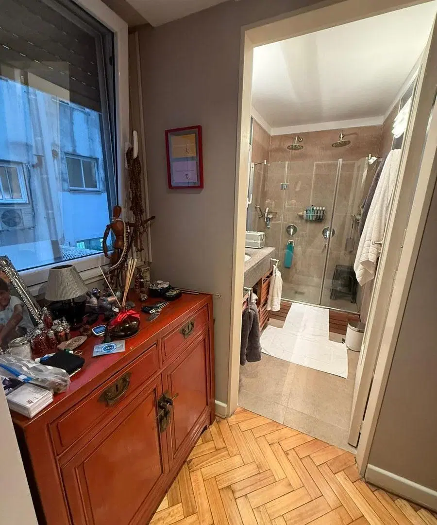 DEPARTAMENTO VENTA RECOLETA 4 AMBIENTES COCHERA 4