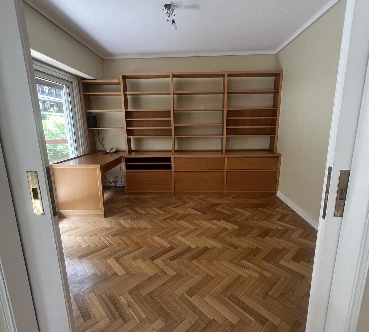 Foto de DEPARTAMENTO VENTA 5 AMBIENTES RECOLETA BALCÓN TERRAZA Y COCHERA, imagen 5