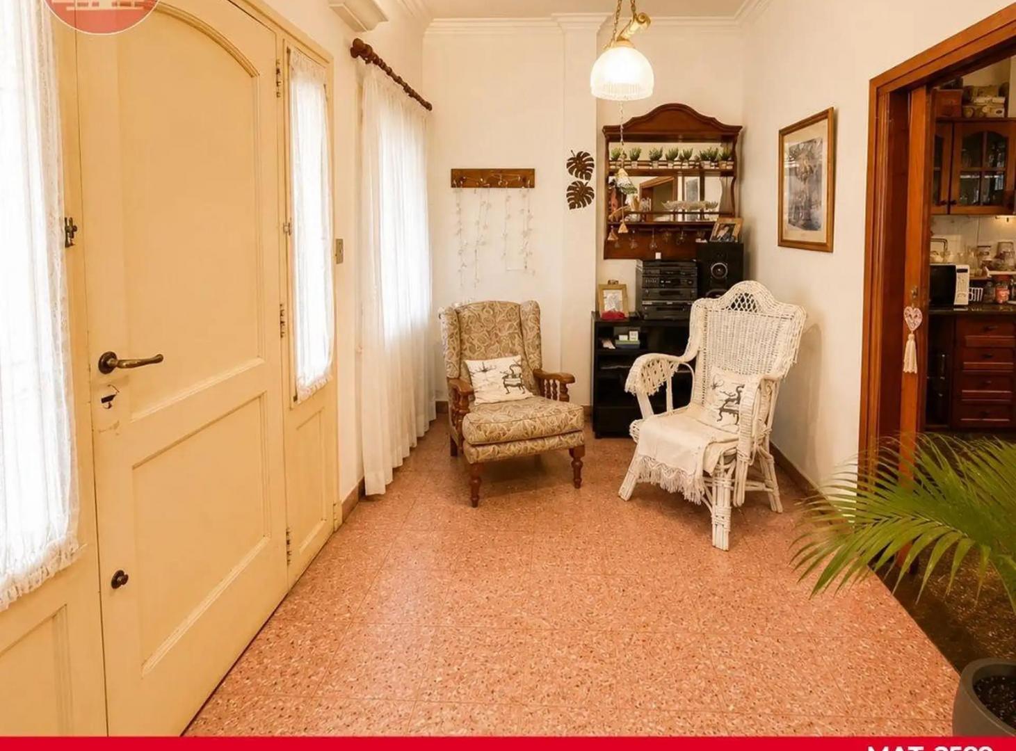 Foto de Chalet 3 ambientes con cochera, imagen 2