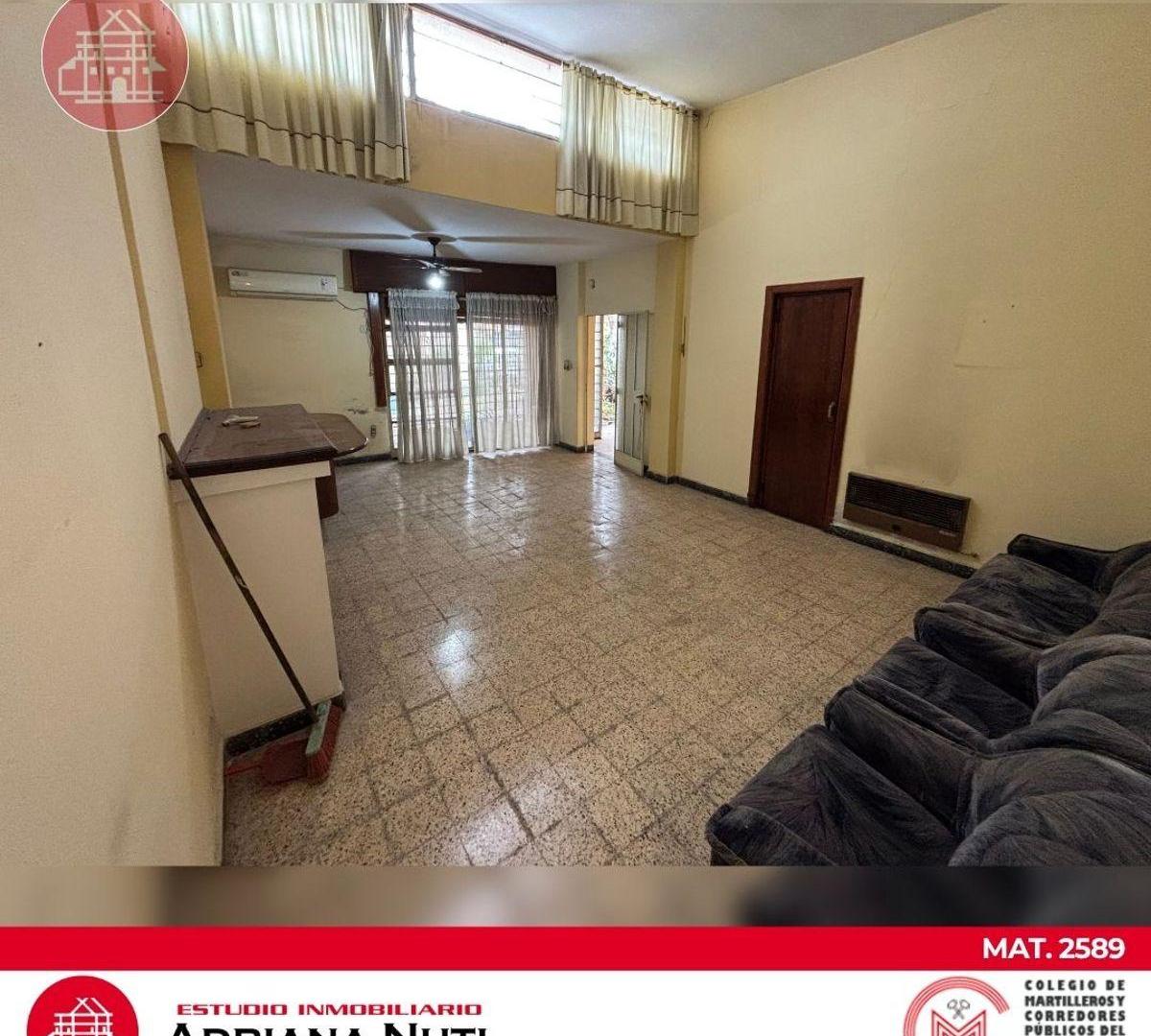 Foto de HAEDO SUR | CASA 3 AMBIENTES CON COCHERA Y AMPLIO PARQUE, imagen 5