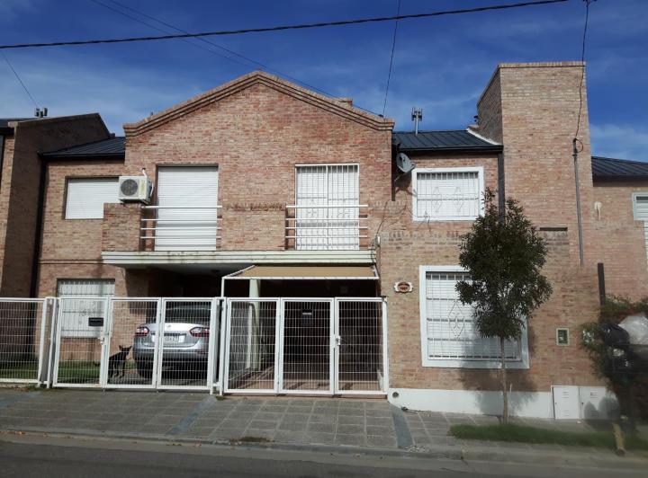 DUEÑO ALQUILA DUPLEX B° S. Genoveva NEUQUEN 2