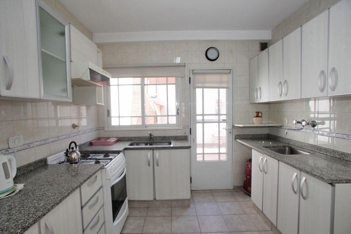 Casa 4 ambientes. | BONIFACIO, JOSE al 100