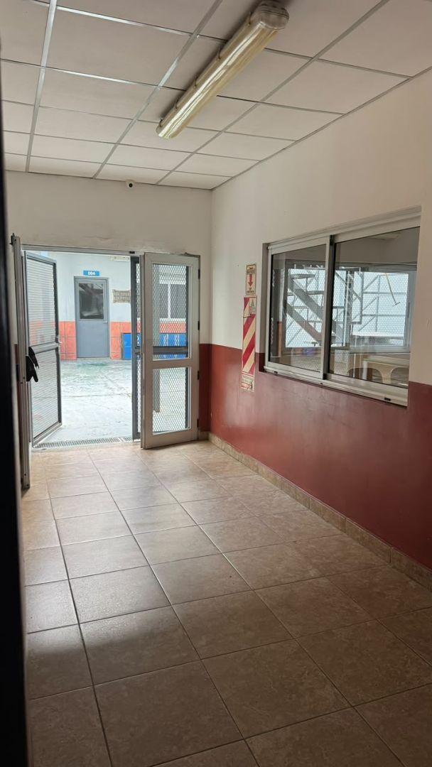 Foto de Edificio corporativo e institucional 520m2, imagen 4