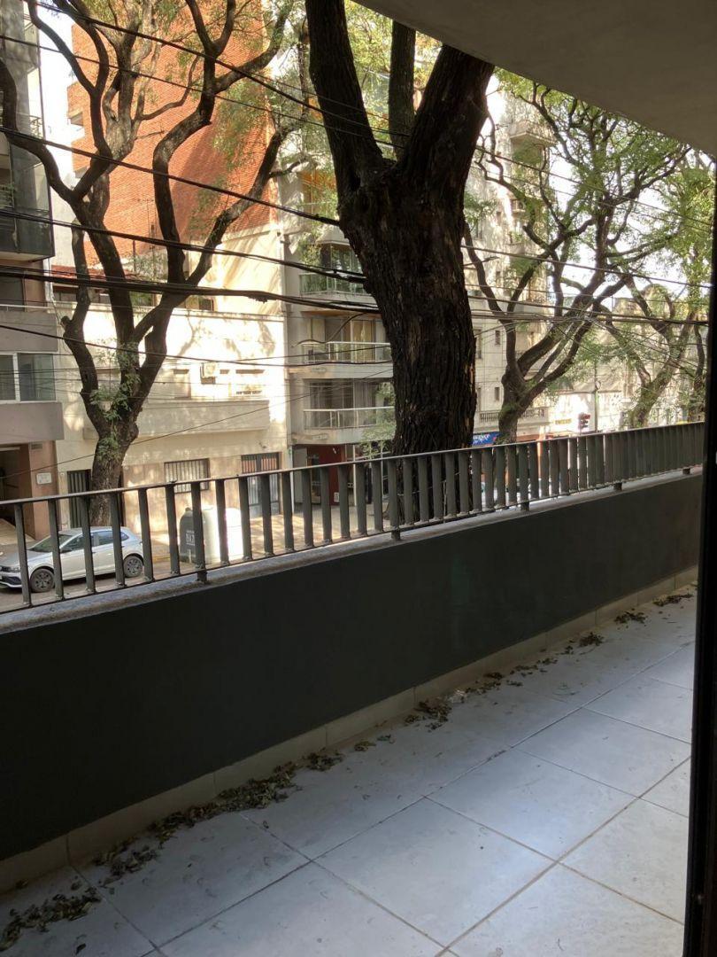 Foto de EXCELENTE 4 AMBIENTES A ESTRENAR POSIBILIDAD DE COCHERA, imagen 4