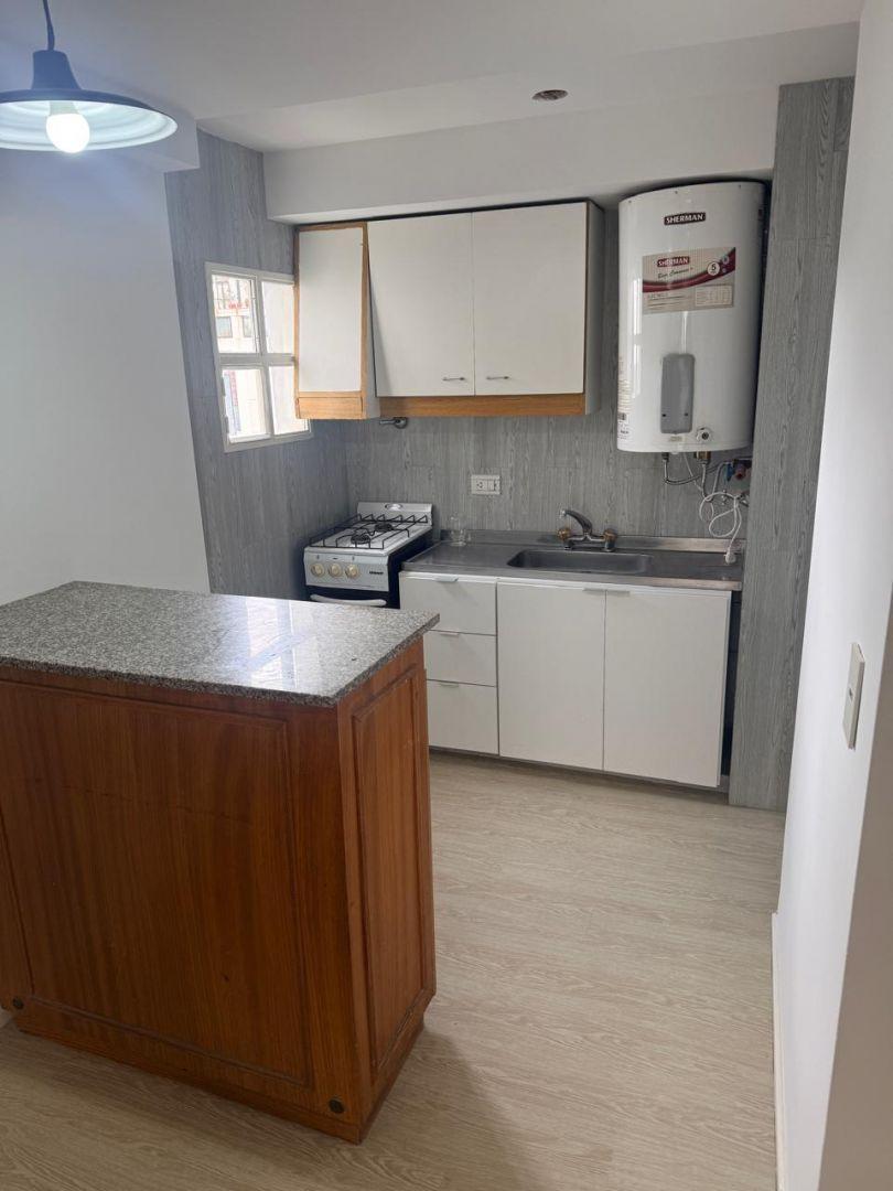 Foto de 2 AMBIENTES EN DUPLEX CON COCHERA, imagen 3