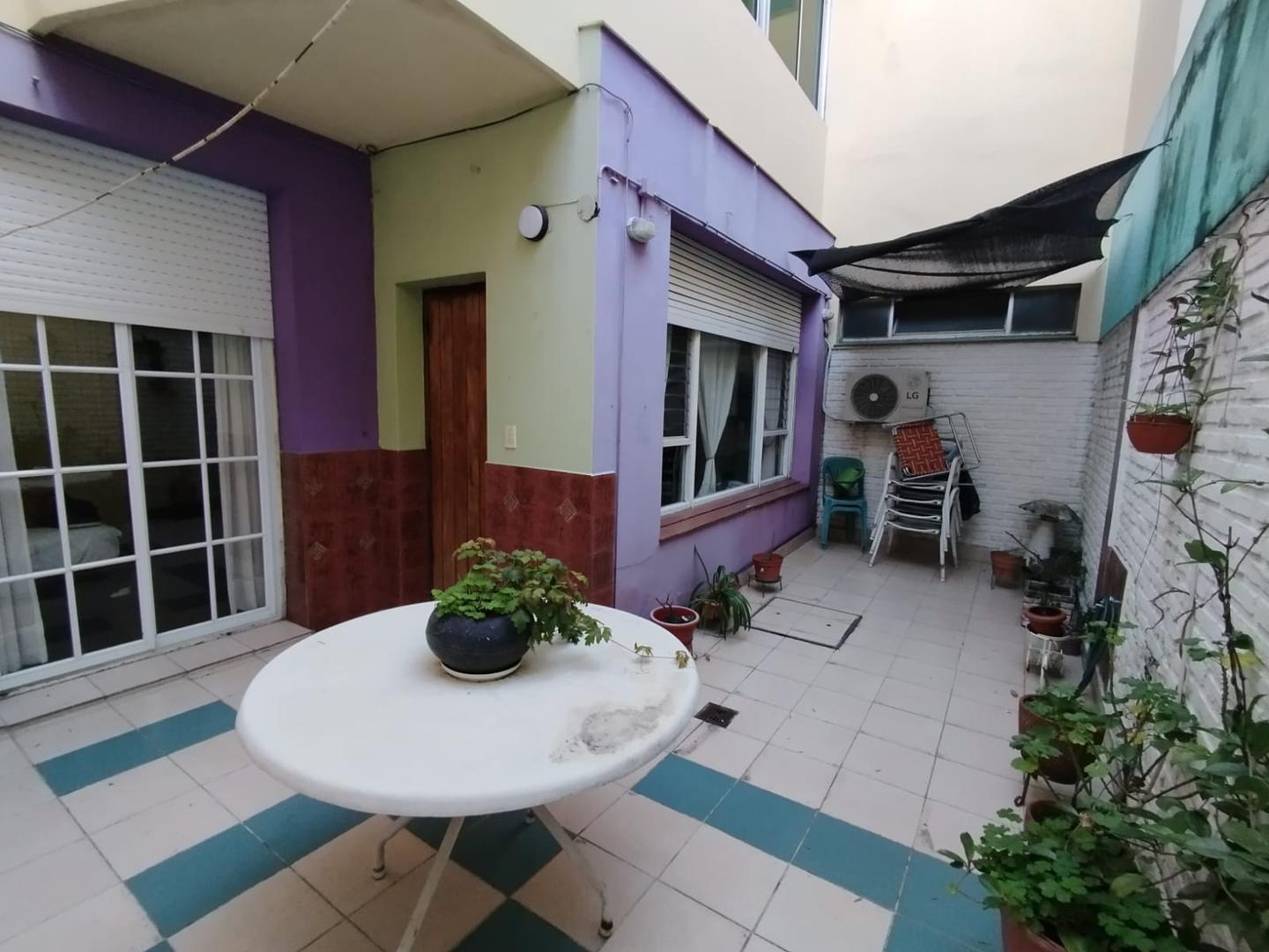 Departamento 3 Ambientes. Hermoso Patio