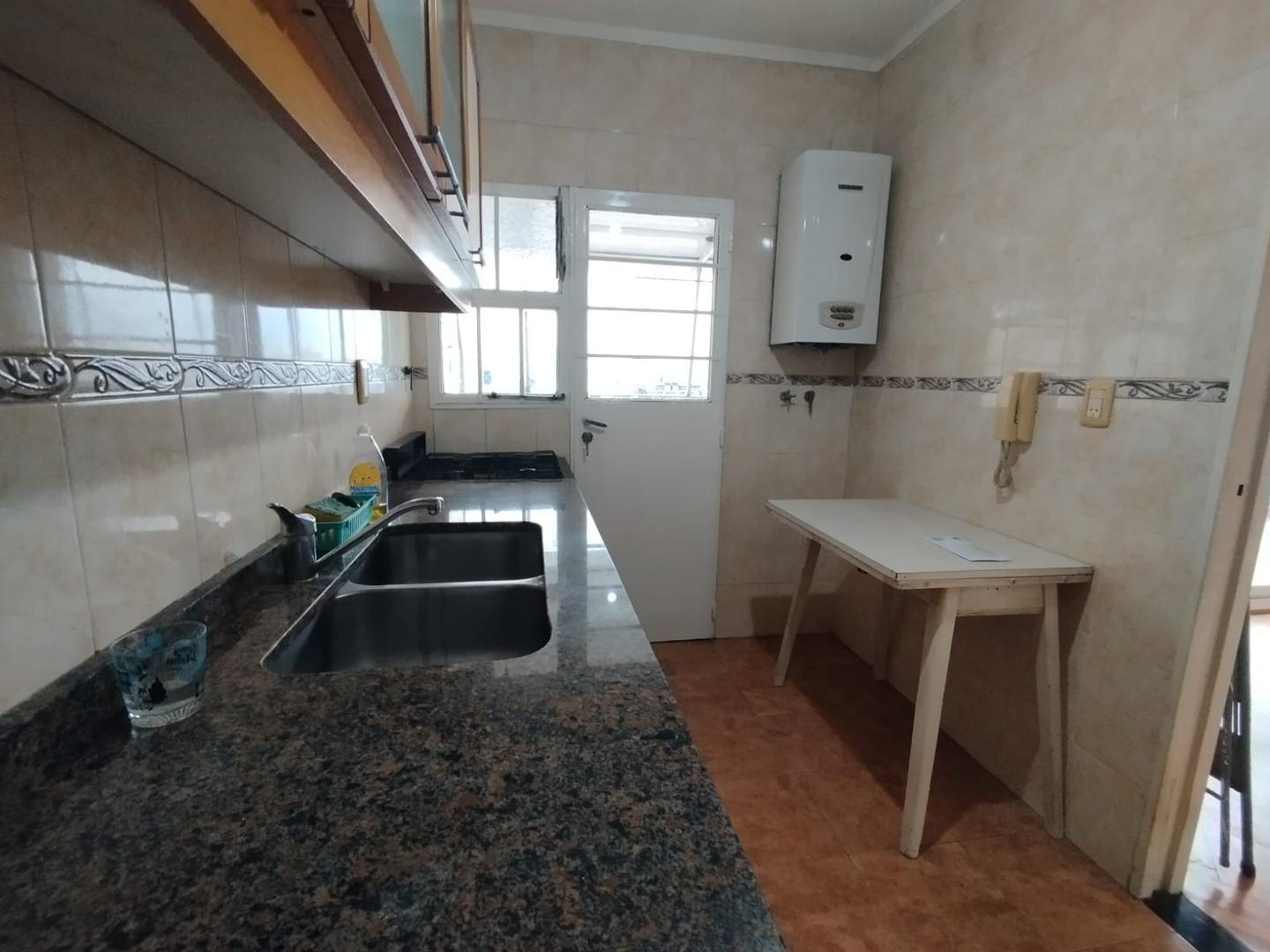 Foto de Hermoso departamento 2 ambientes con balcon aterrazado, imagen 1