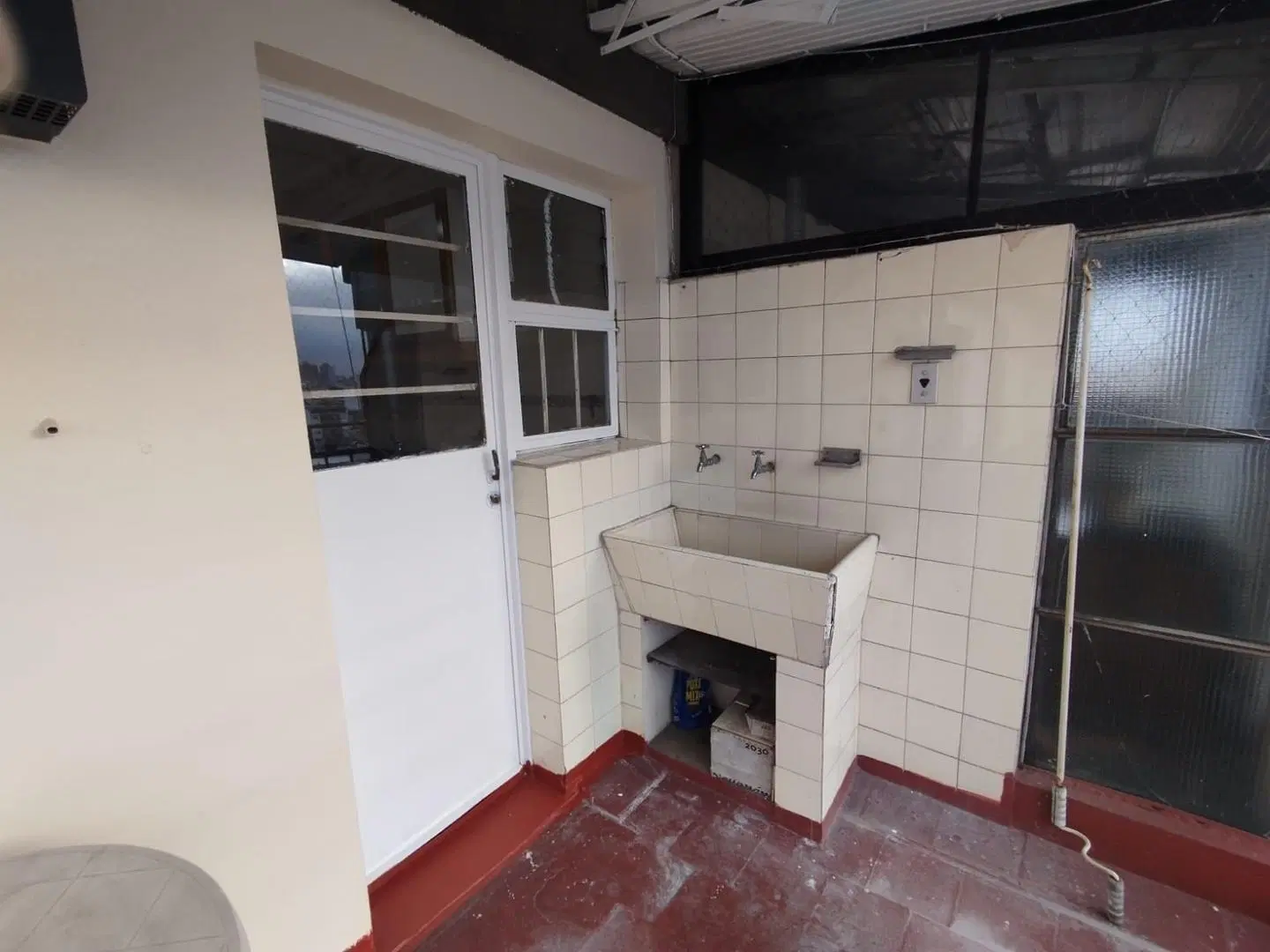 Hermoso departamento 2 ambientes con balcon aterrazado 4