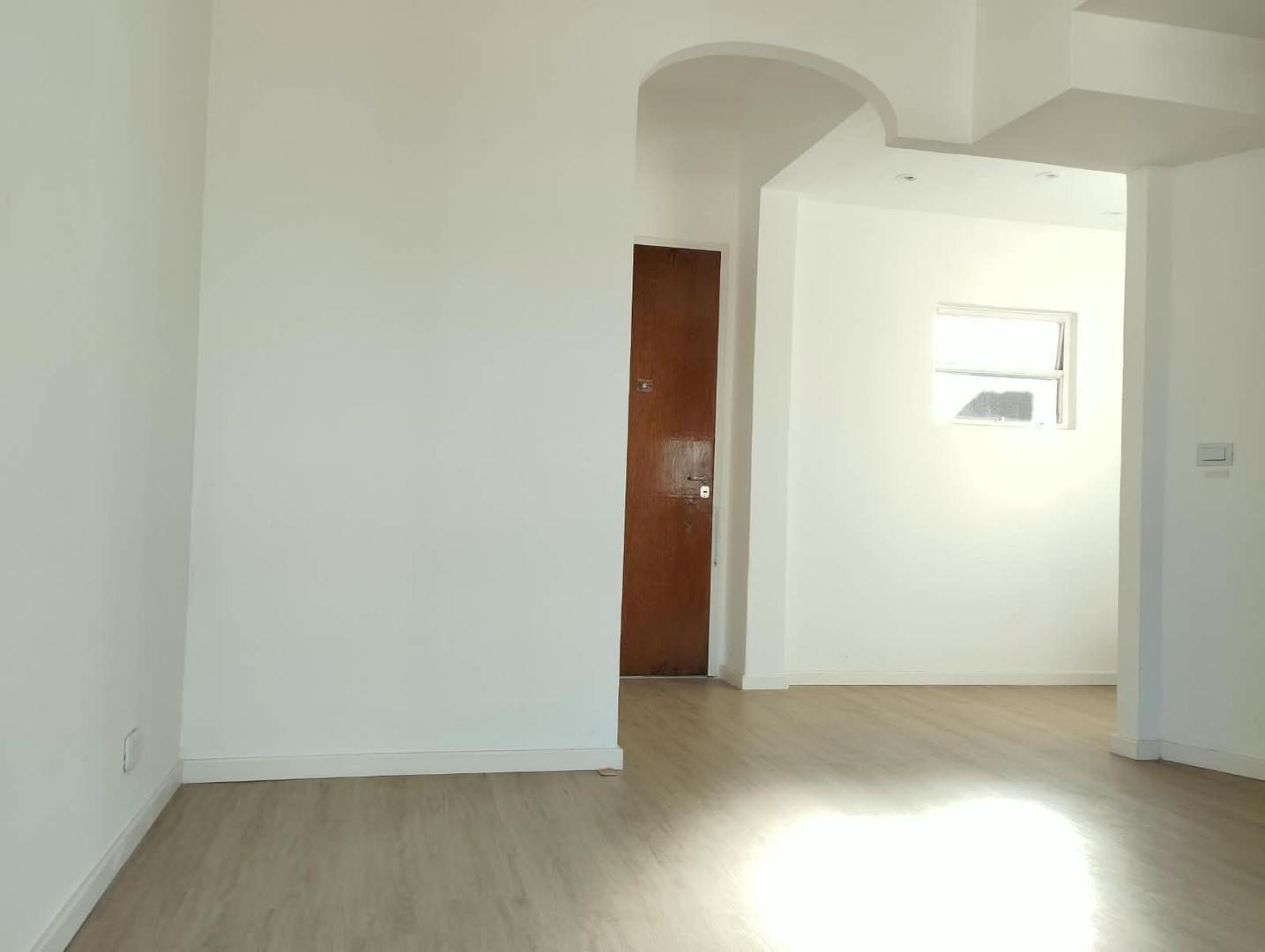 Foto de Hermoso departamento 2 ambientes con balcon, imagen 3