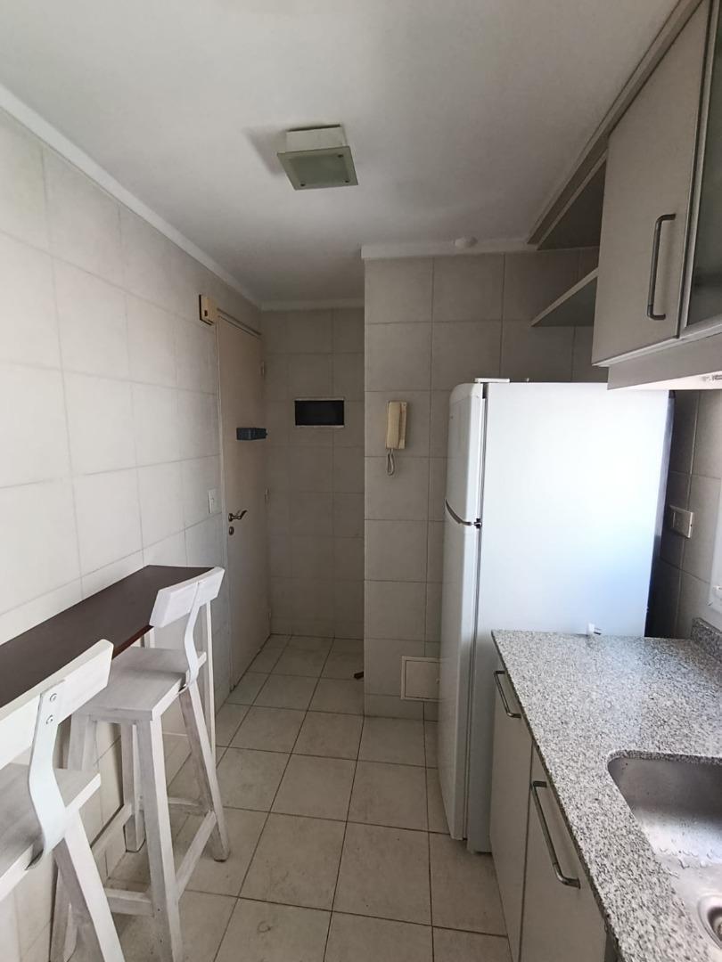 Foto de Departamento 3 ambientes con muebles. Balcon. Vista abierta, imagen 4