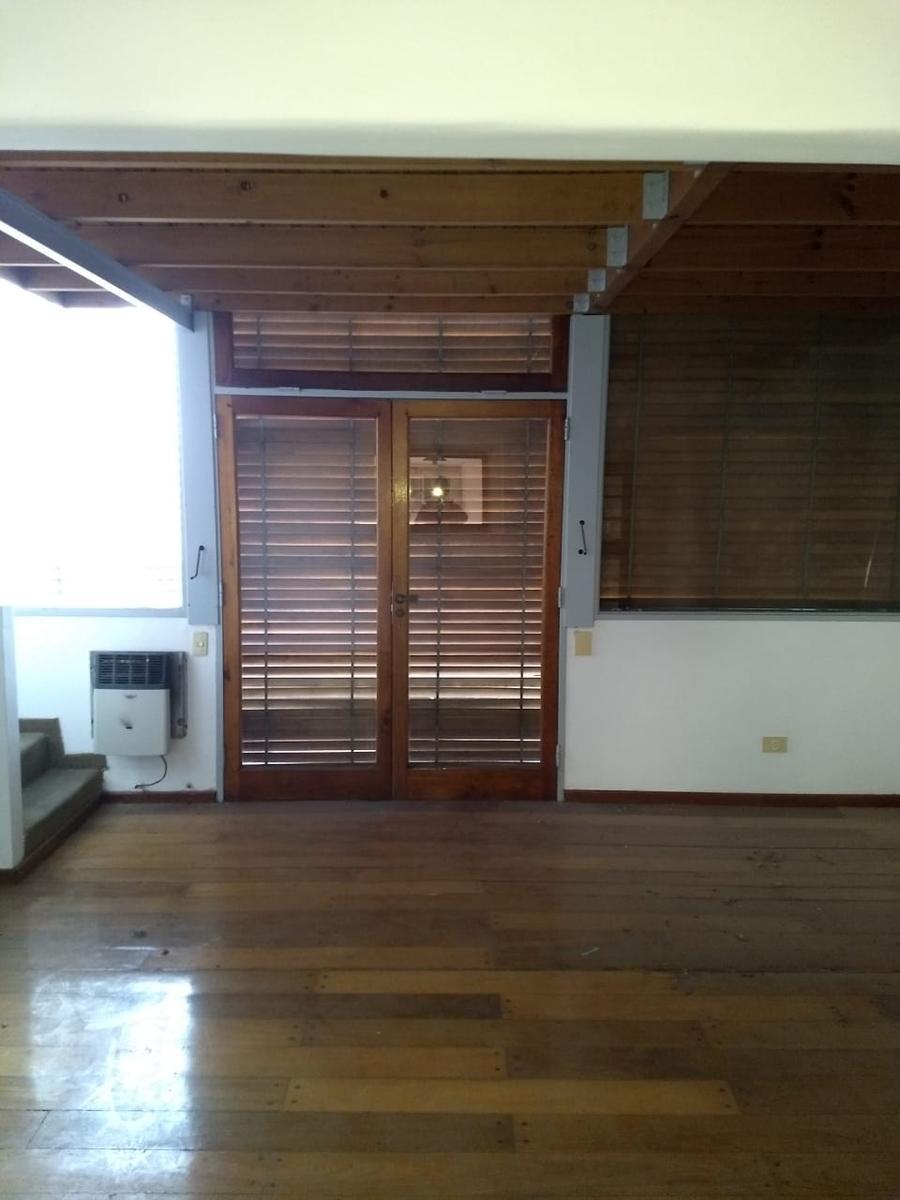 Departamento en AL FRENTE CON BALCON ACEPTA PERMUTA AUTO O DEPTO