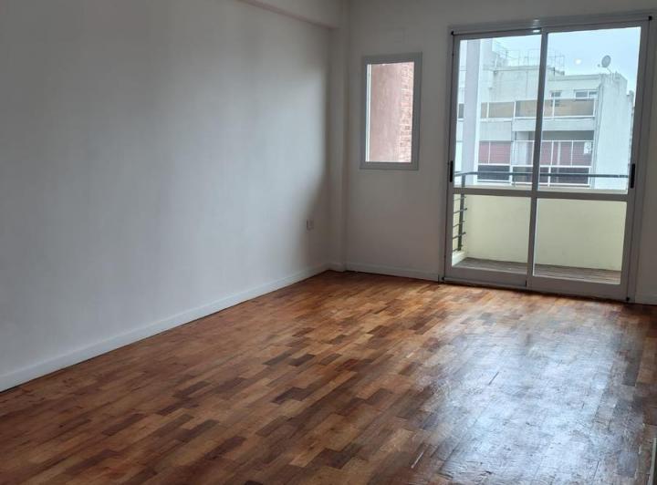 Foto de Departamento en BUEN ESTADO AL FRENTE, imagen 4